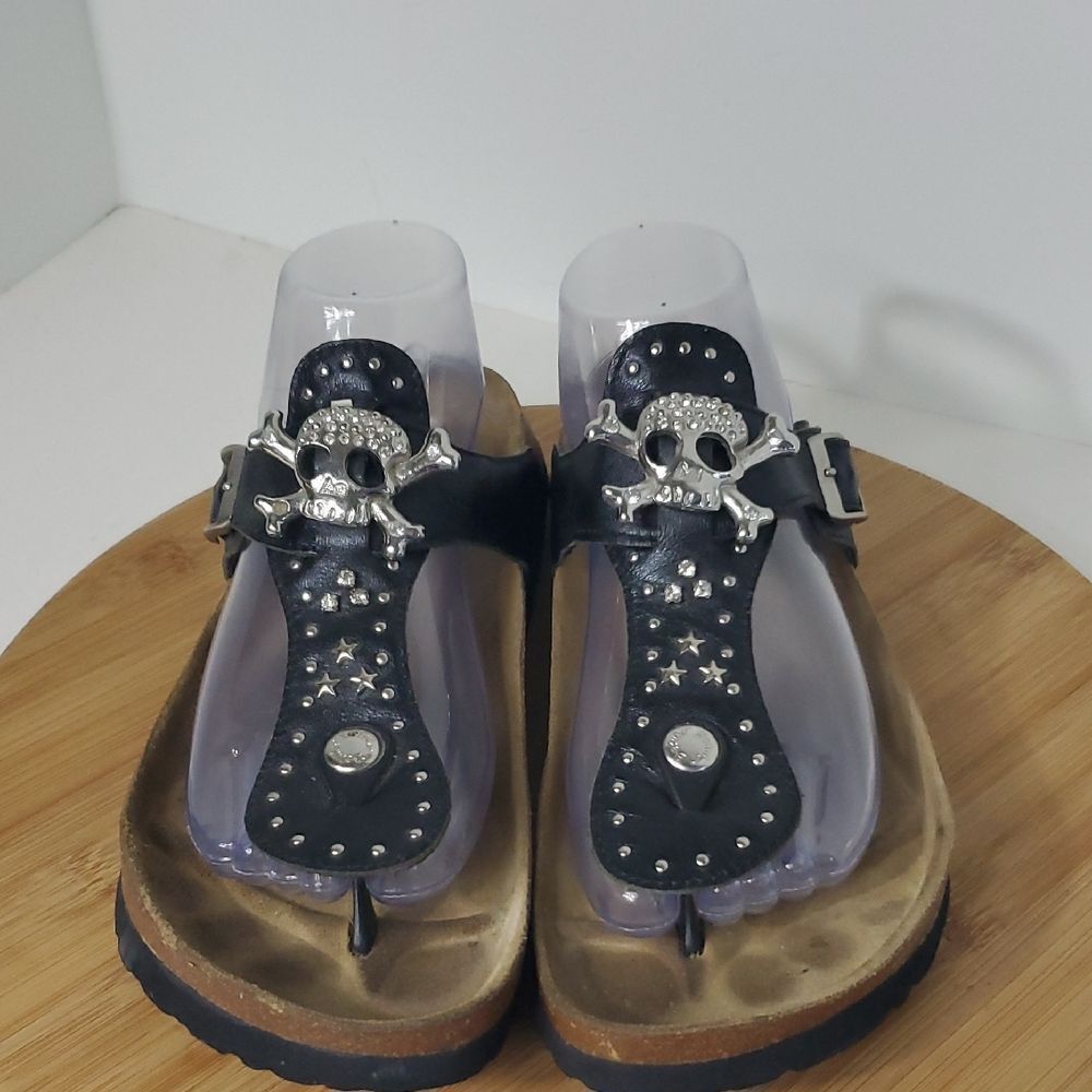 Betula by Birkenstock Black Leather Skull Rhinestone Sandals Unisex L9 M7